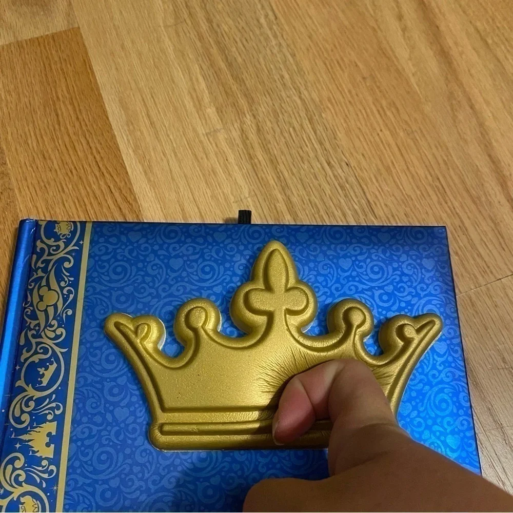 Disney Cruise Line Plush Picture Signature Autograph Book Gold Blue Princess